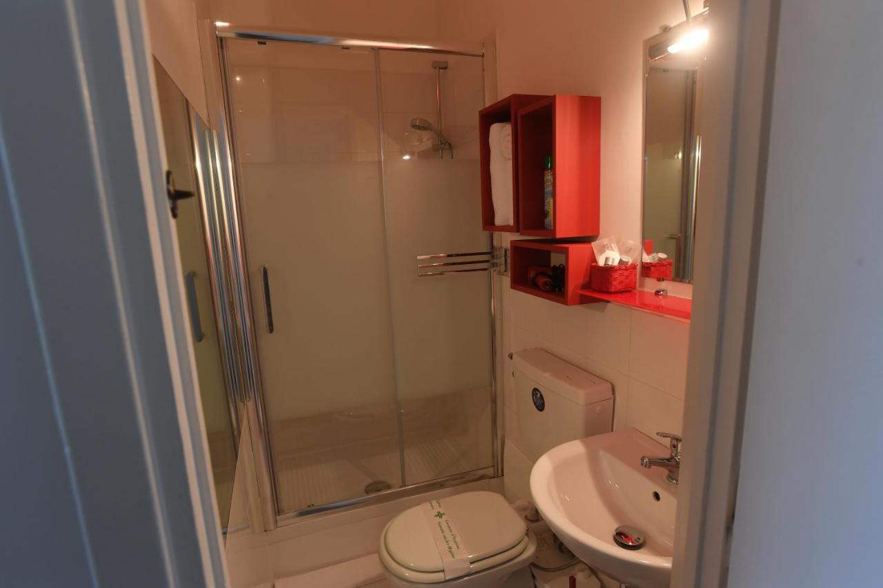 A Casa Di Enza Apartment โรม ภายนอก รูปภาพ