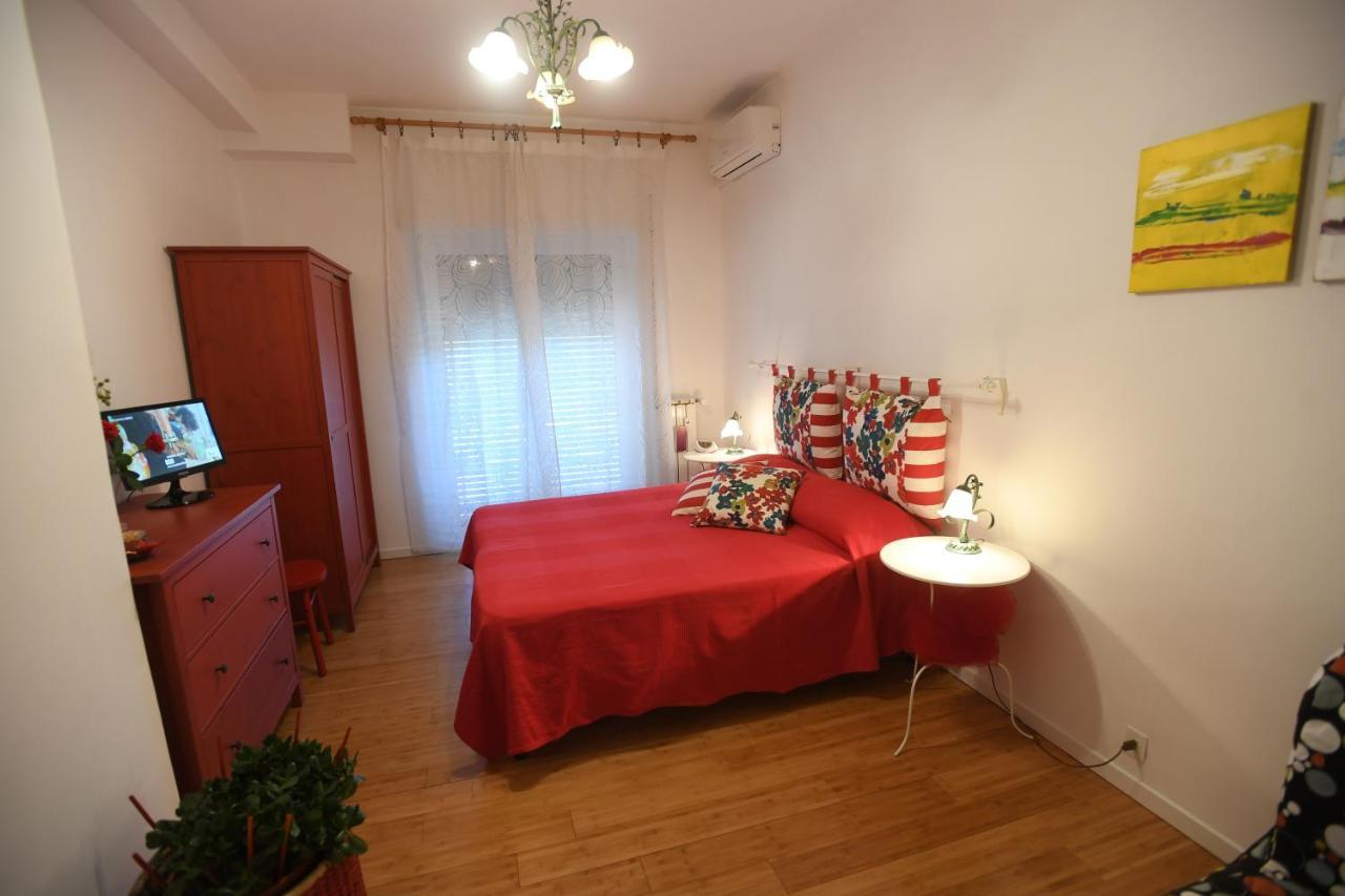 A Casa Di Enza Apartment โรม ภายนอก รูปภาพ