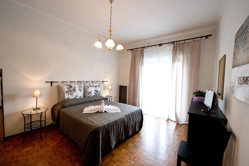 A Casa Di Enza Apartment โรม ห้อง รูปภาพ
